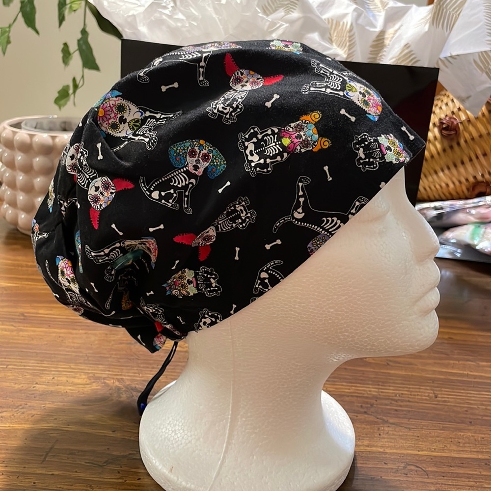 NEW  scrub cap, black sugar skull dogs ☠️